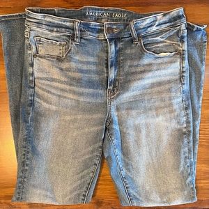 AE Next Level High-Waisted Skinny Kick Jean 14R, light wash.